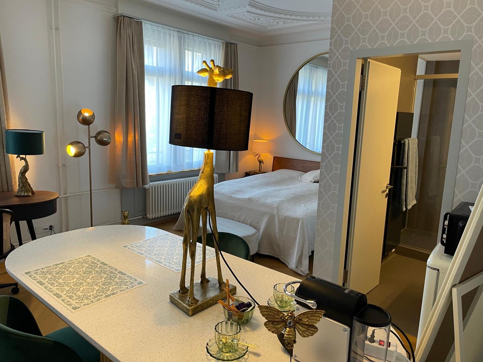 Exclusive One Room Apartment Next To Zuerich Main Station Exterior foto